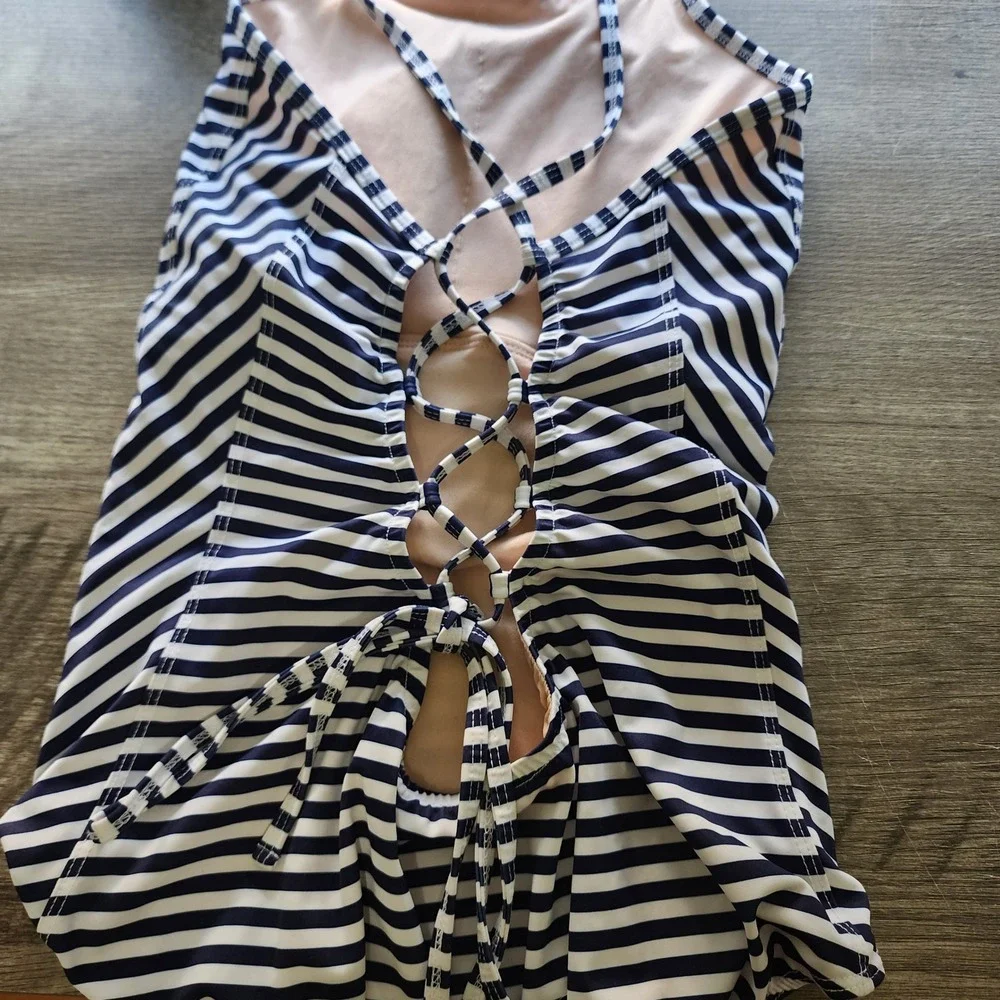 Albion Weekender Navy and White One-Piece Swimsuit - Picture 3 of 7